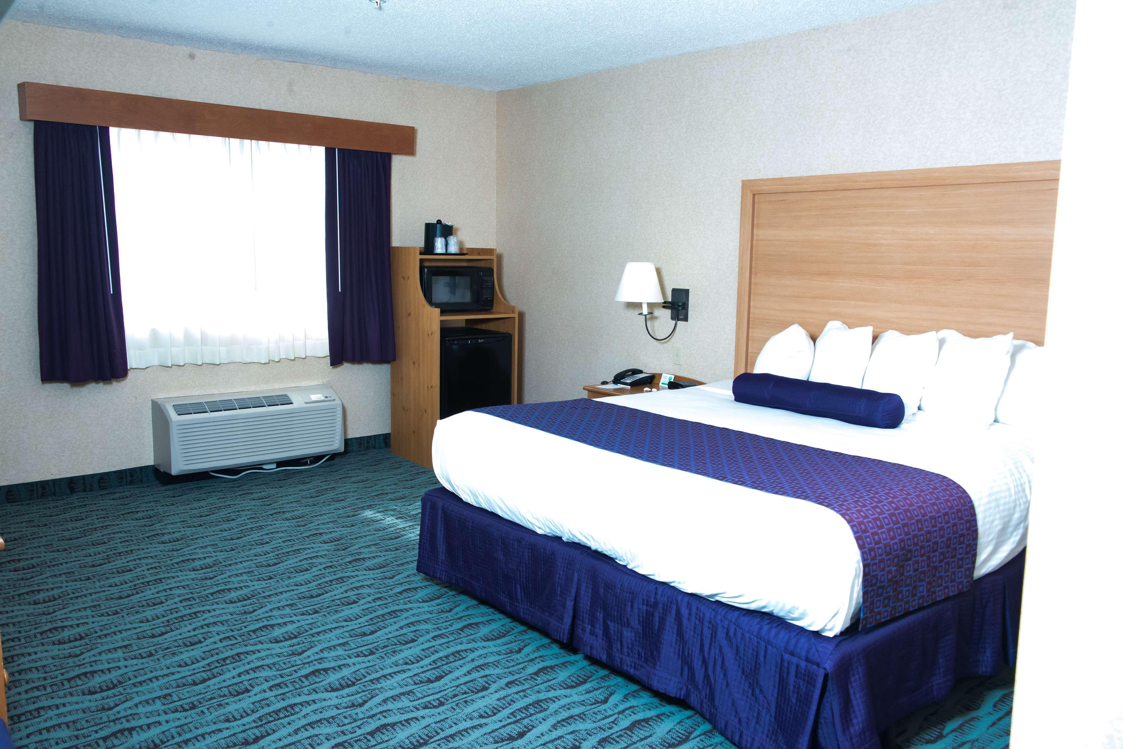 Best Western Plus Executive Court Inn & Conference Center Manchester Exterior foto